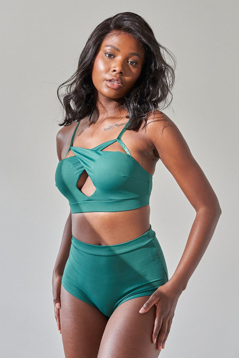 High Waist Basic Shorts - Scrunch Shorts Recycled Emerald