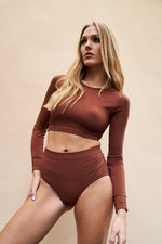 Ally Long Sleeve Crop - Shaping Breathable Top Recycled Choco