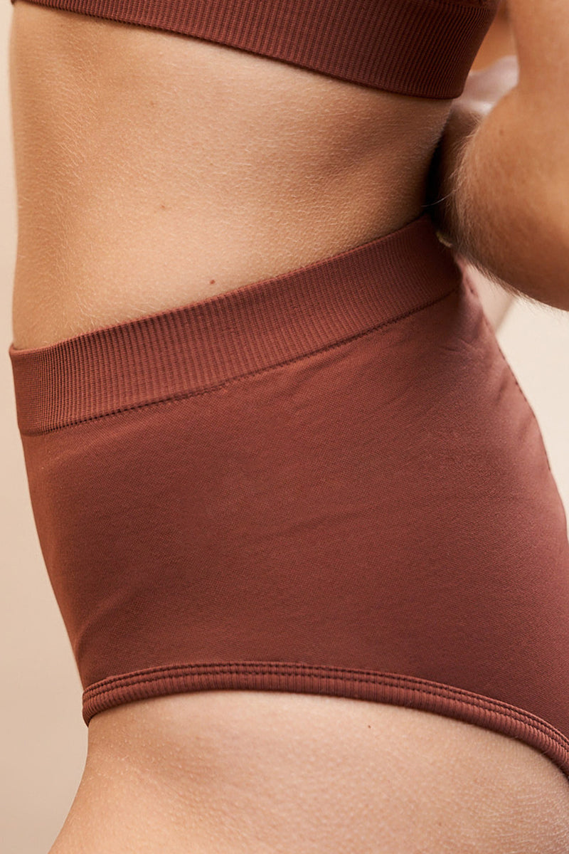 High Waist Bottom - Ribbed Scrunch Recycled Bottoms Choco